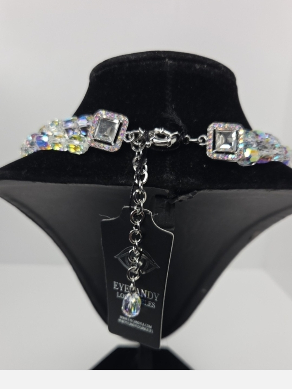 👉✨️ Natasha Couture Iridescent Crystal Spider Necklace - Picture 4 of 4